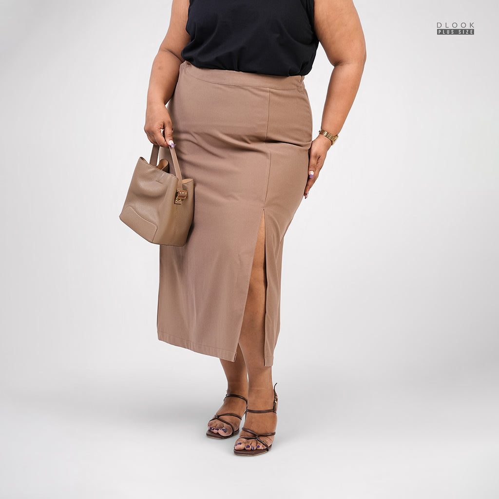 THE CLASSIC SPLIT SKIRT - BROWN
