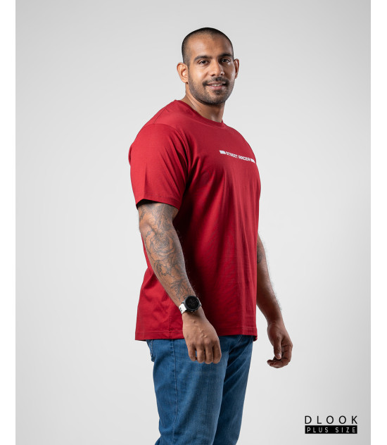 Plus Size Graphic T-shirt - Maroon